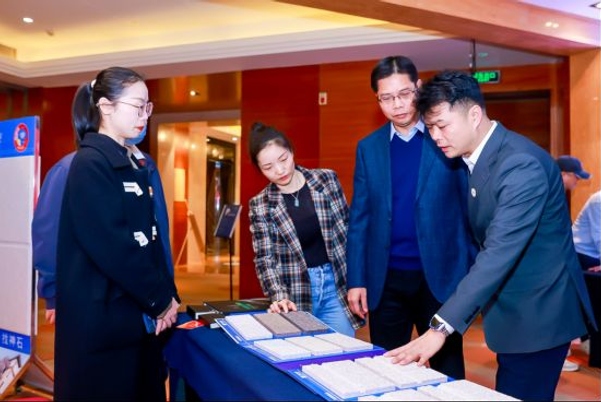 以別墅夢(mèng)點(diǎn)亮千城，以財(cái)富經(jīng)賦能伙伴